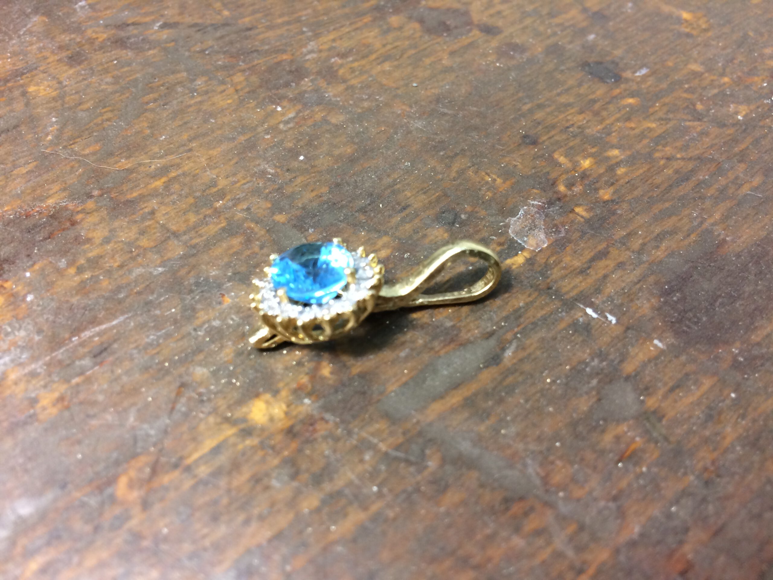 Anhänger aus Ring, Umarbeitung statt Reparatur