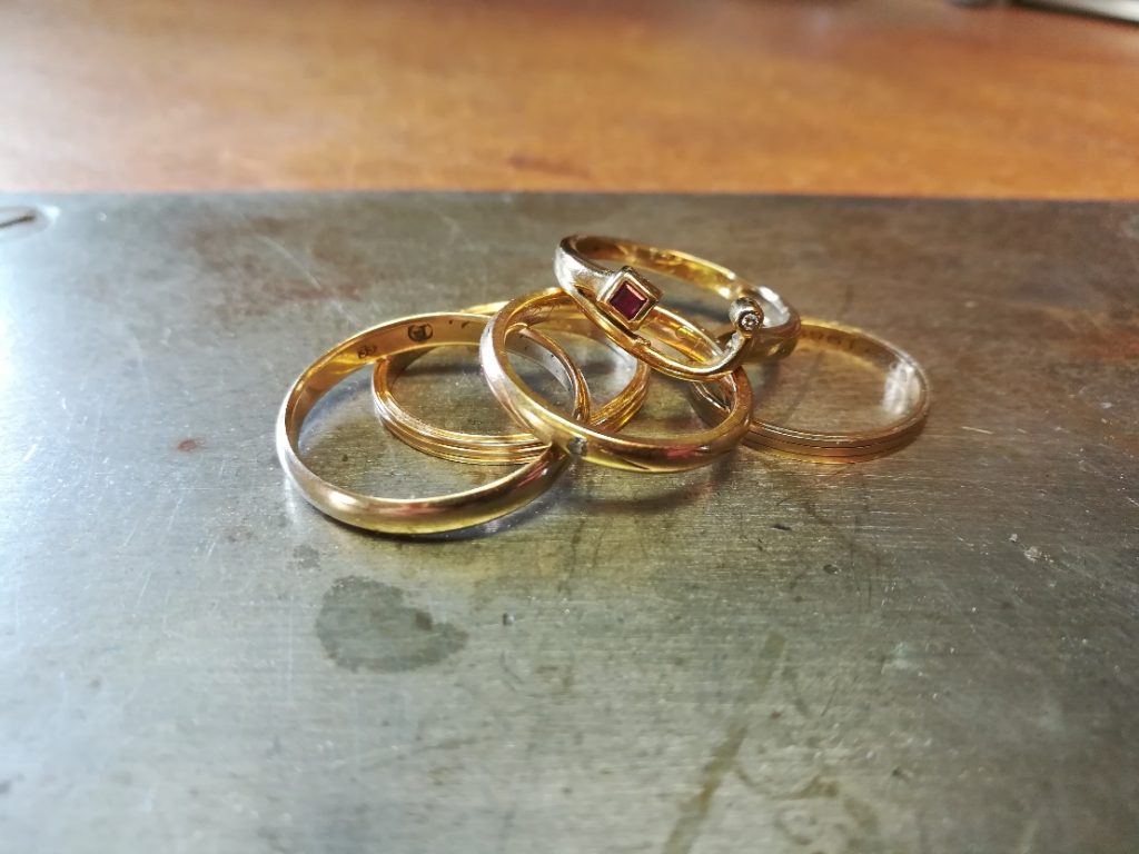 mitgebrachte Ringe
