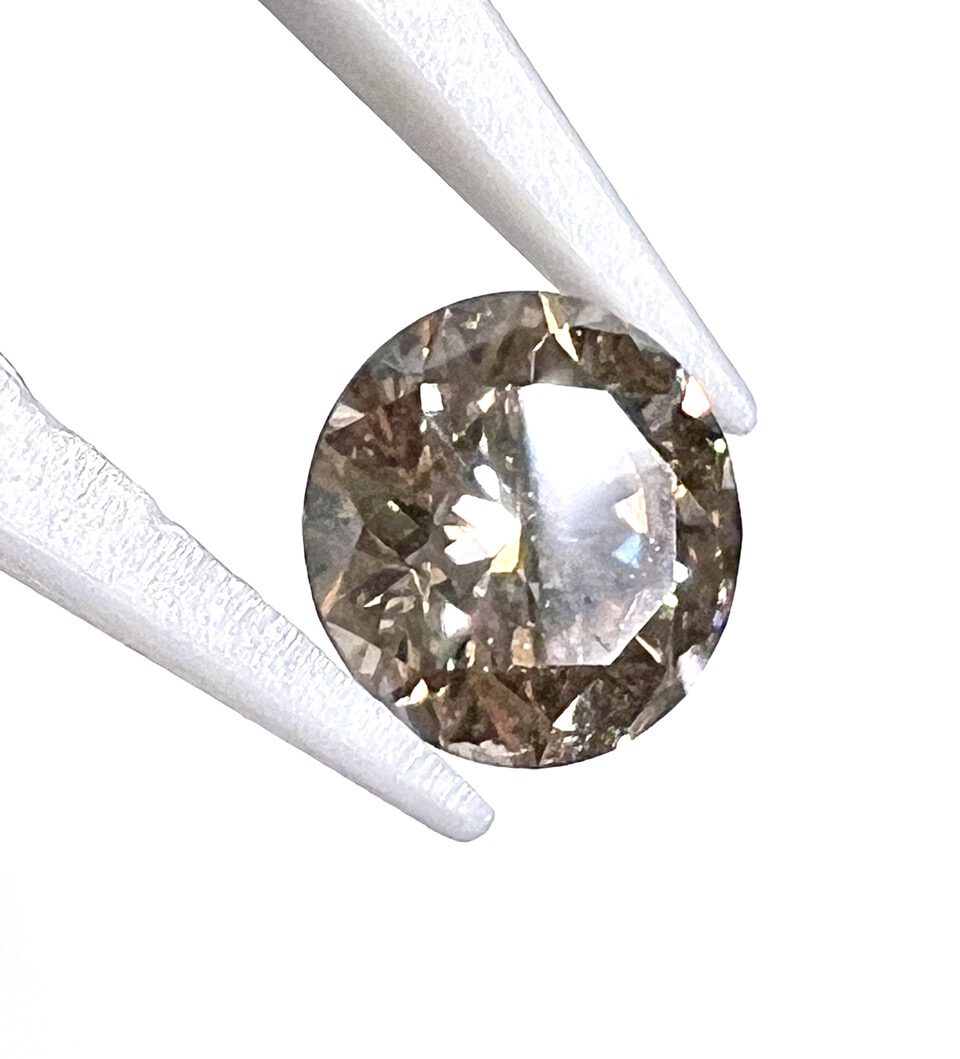 Champagnerfarbene Diamanten (Kleine Diamantkunde Teil 3)